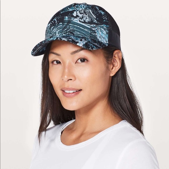Lululemon | Dash and Splash Cap II - Picture 2 of 12